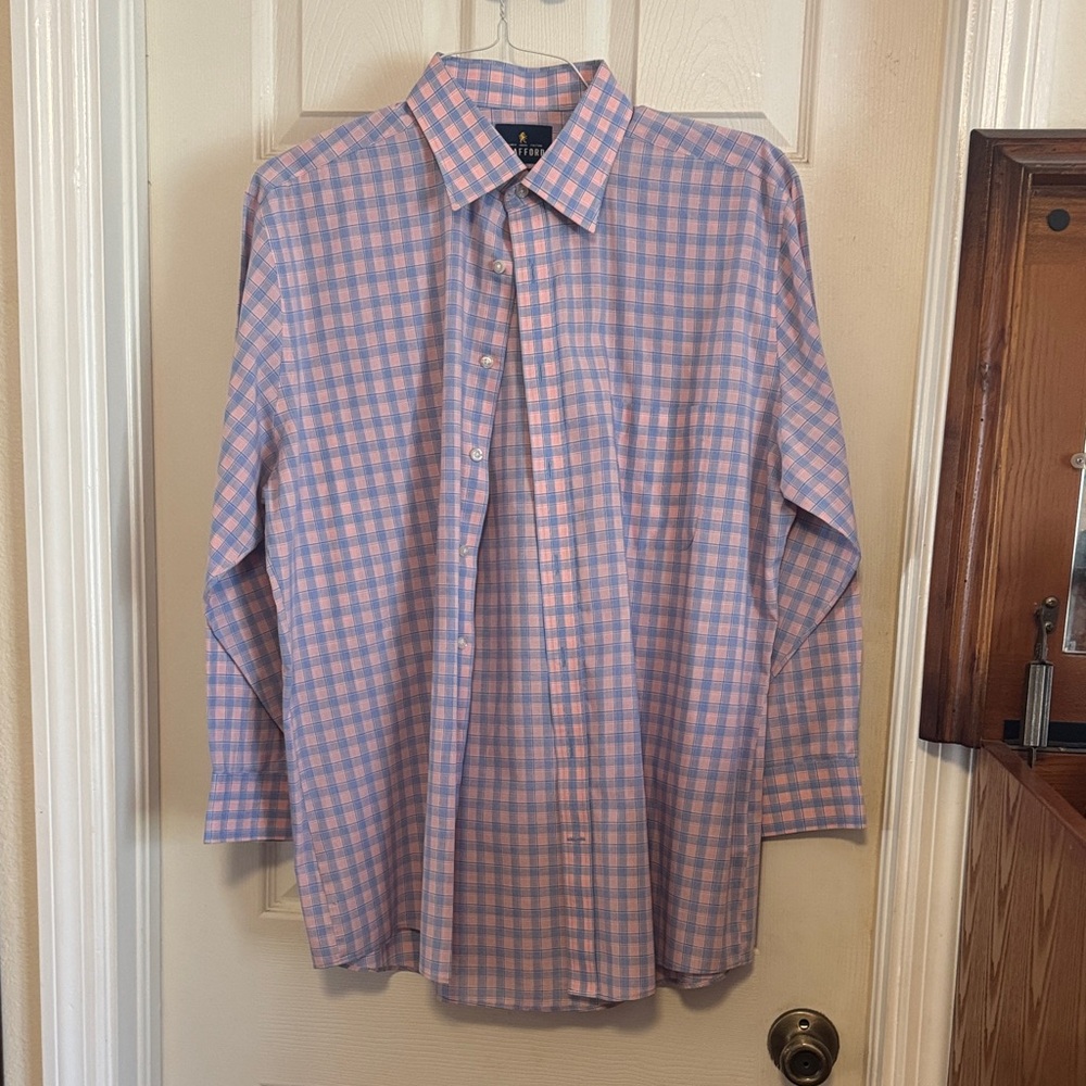 Stafford Men's Pink and Blue Checkered Shirt